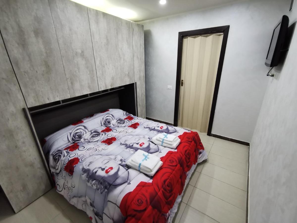 Cuore Di Napoli Apartment Exterior foto